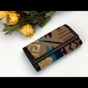 Pendleton Checkbook Wallet